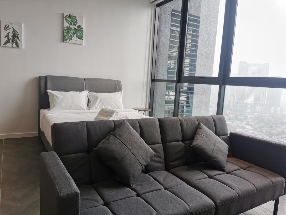 Scarletz Suites Klcc By De Harlequins Guesthouse Kuala Lumpur Extérieur photo