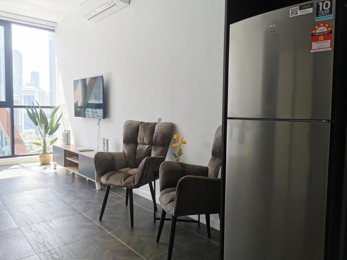 Scarletz Suites Klcc By De Harlequins Guesthouse Kuala Lumpur Extérieur photo