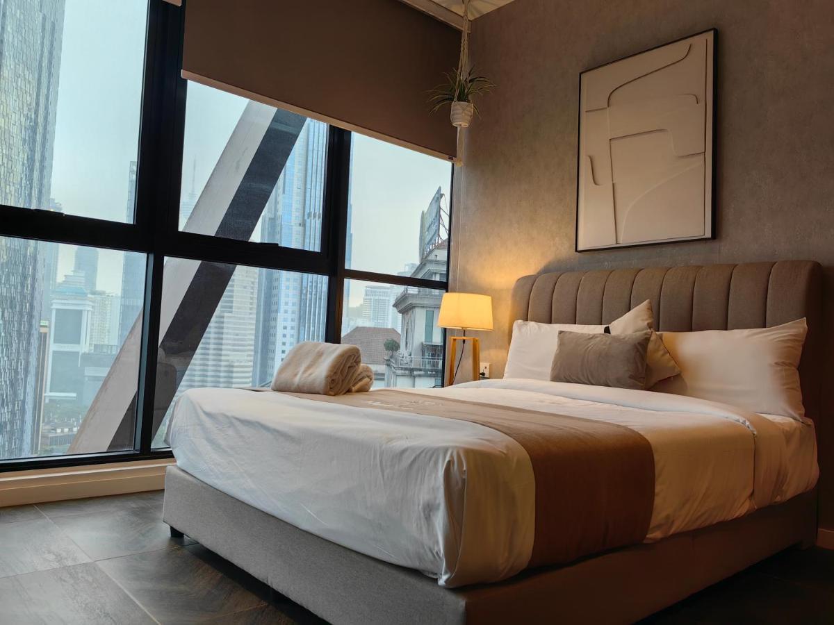 Scarletz Suites Klcc By De Harlequins Guesthouse Kuala Lumpur Extérieur photo