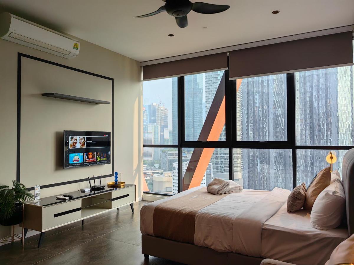 Scarletz Suites Klcc By De Harlequins Guesthouse Kuala Lumpur Extérieur photo