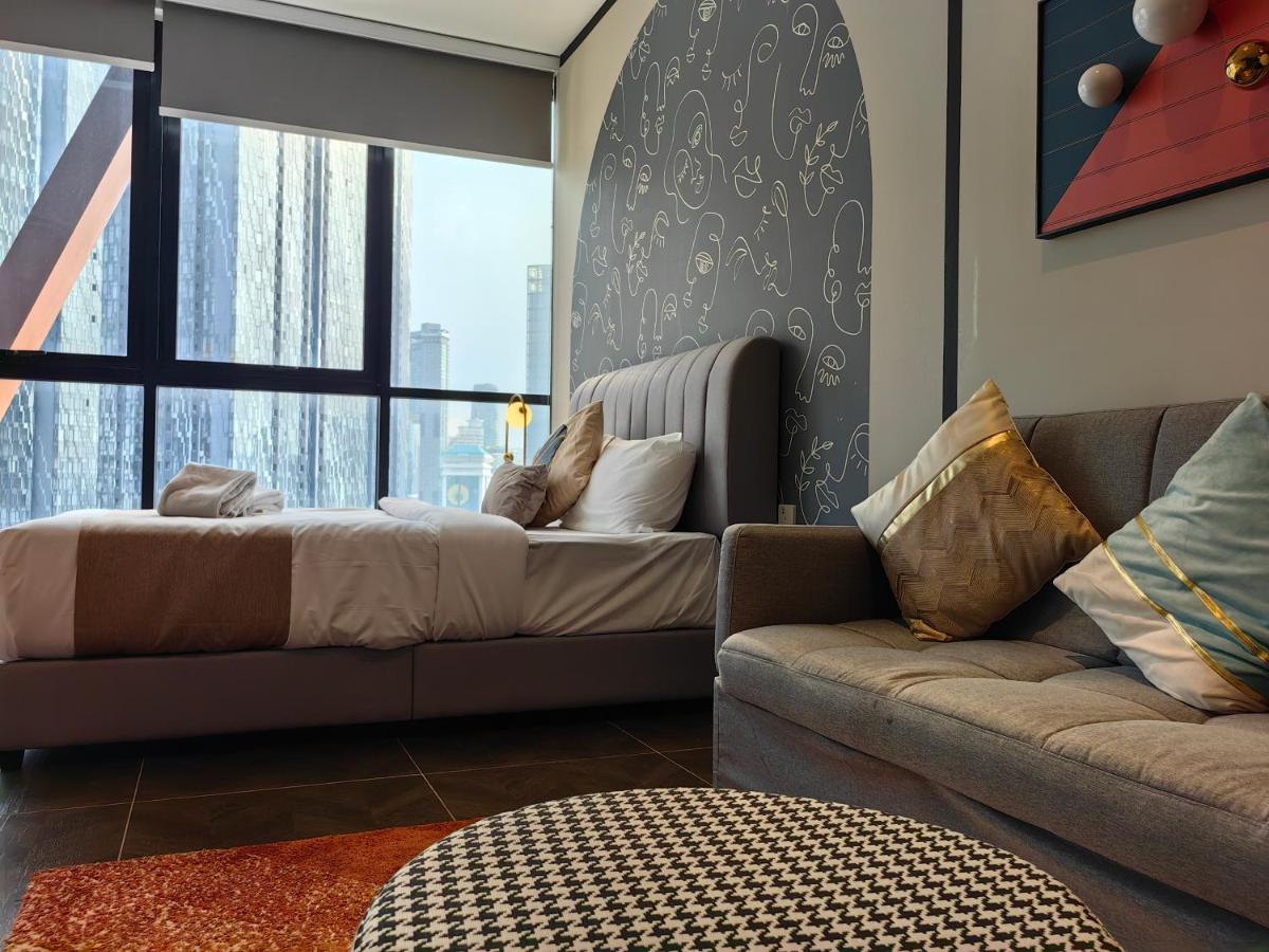 Scarletz Suites Klcc By De Harlequins Guesthouse Kuala Lumpur Extérieur photo